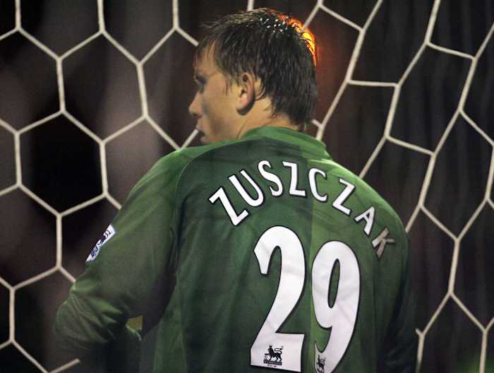 Tomasz-Kuszczak-ZUSZCZAK-jersey.jpg